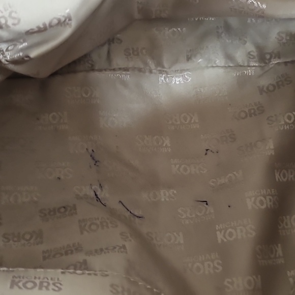 Michael Kors Pursue - Picture 5 of 11